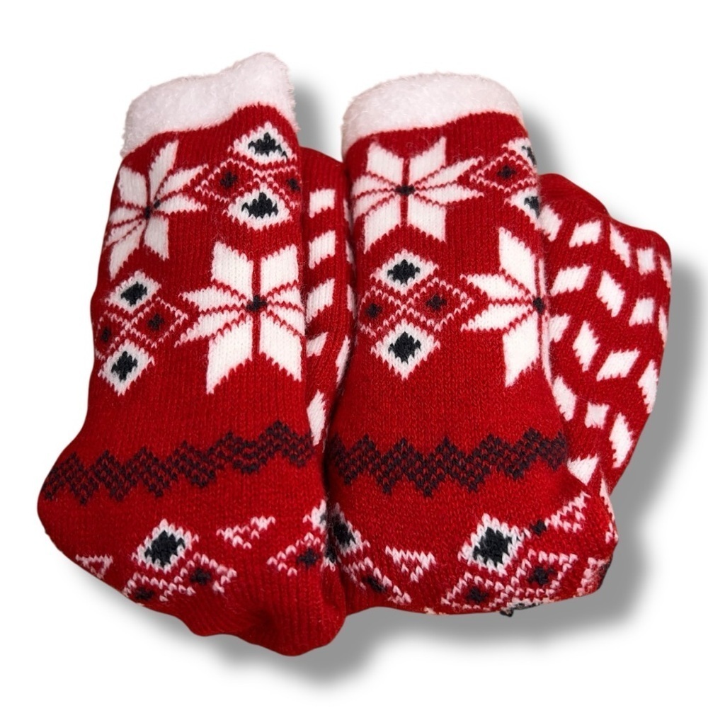 NWOT Women’s Holiday Socks Fuzzy Soft Lining Red White Christmas Fair Isle